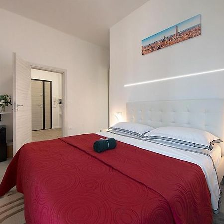 Triumvirato Rooms 博洛尼亚 外观 照片